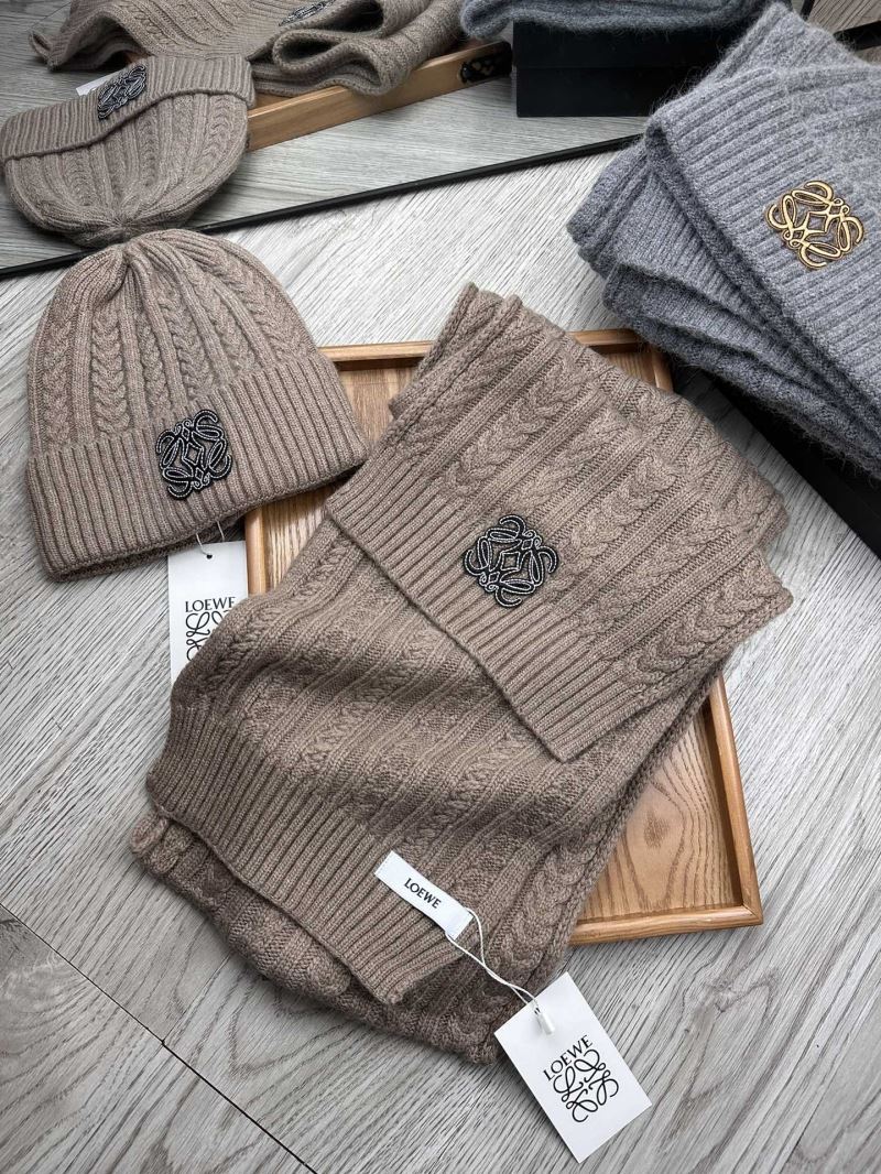 Loewe Caps Scarfs